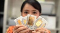 Emas Antam Sabtu 8 November 2025 Naik Rp3.000 Emas Antam Sabtu 8 November 2025 Naik Rp3.000
