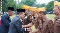 Refleksi Hari Pahlawan: Gubernur Al Haris Tekankan Pendidikan dan Persatuan Bangsa Refleksi Hari Pahlawan: Gubernur Al Haris Tekankan Pendidikan dan Persatuan Bangsa