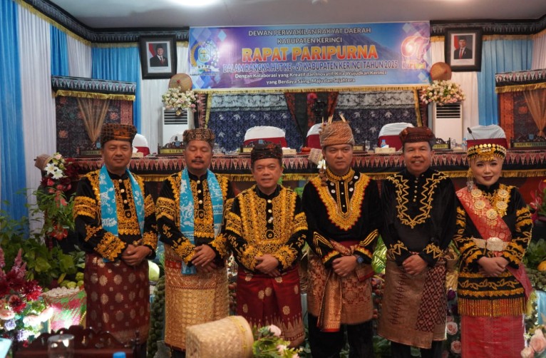 Gubernur Al Haris Dorong Sinergi dan Kolaborasi untuk Wujudkan Kerinci Maju dan Sejahtera Gubernur Al Haris Dorong Sinergi dan Kolaborasi untuk Wujudkan Kerinci Maju dan Sejahtera