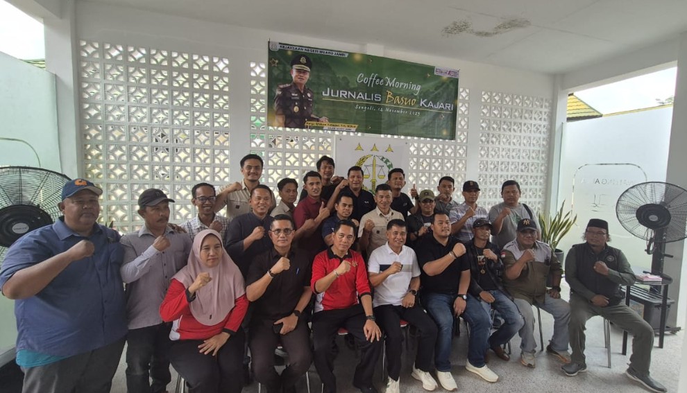 Kejaksaan Negeri Muaro Jambi Gelar Coffee Morning, Pererat Hubungan dengan Media Kejaksaan Negeri Muaro Jambi Gelar Coffee Morning, Pererat Hubungan dengan Media