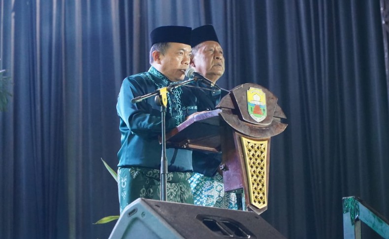 Gubernur Al Haris Buka MTQ Ke-54, Perkuat Ukhuwah Islamiyah, serta Membumikan Al‑Qur’an sebagai Pedoman Hidup Gubernur Al Haris Buka MTQ Ke-54, Perkuat Ukhuwah Islamiyah, serta Membumikan Al‑Qur’an sebagai Pedoman Hidup