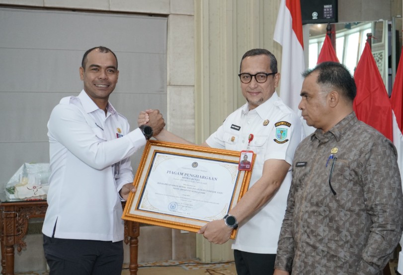 DPMPTSP Kota Jambi Raih Penghargaan Imigrasi: Wujud Kolaborasi dan Penguatan Layanan di MPP