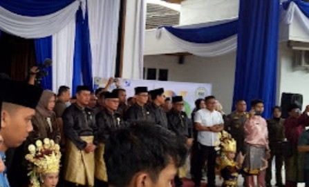 Unsur Pimpinan DPRD Muaro Jambi Sambut Gubernur Jambi di Puncak HUT ke-26 Kabupaten Muaro Jambi Unsur Pimpinan DPRD Muaro Jambi Sambut Gubernur Jambi di Puncak HUT ke-26 Kabupaten Muaro Jambi