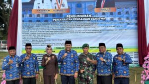 Pemerintah Kabupaten Merangin resmi meluncurkan Program Beasiswa Merangin Baru, Senin (1/12/2025), bertempat di halaman kantor Bupati Merangin.