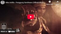 lagu panggung sandiwara nike ardila.