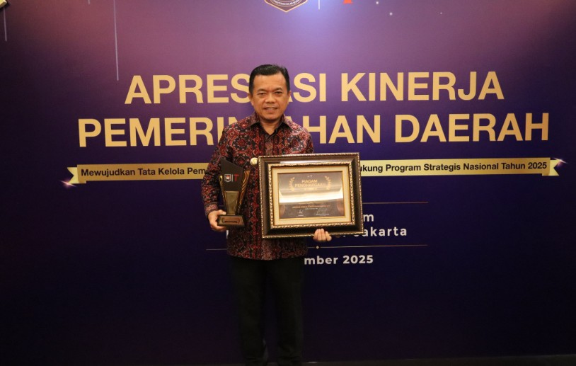 Raih Apresiasi Kinerja Pemerintah Daerah, Gubernur Al Haris Komitmen Perkuat Penyerapan Tenaga Kerja dan Tekan Kemiskinan Raih Apresiasi Kinerja Pemerintah Daerah, Gubernur Al Haris Komitmen Perkuat Penyerapan Tenaga Kerja dan Tekan Kemiskinan