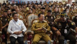 Gubernur Al Haris Bersama Kepala Daerah Se‑Provinsi Jambi dan Kejaksaan Teken MoU Pelaksanaan Pidana Kerja Sosial, Sekaligus Buka Rakor Camat