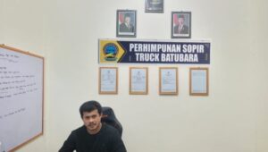 Pungli Truk Batubara Berderet di Jalan Simpang Pitco Sarolangun, PSTB Lapor ke Polres