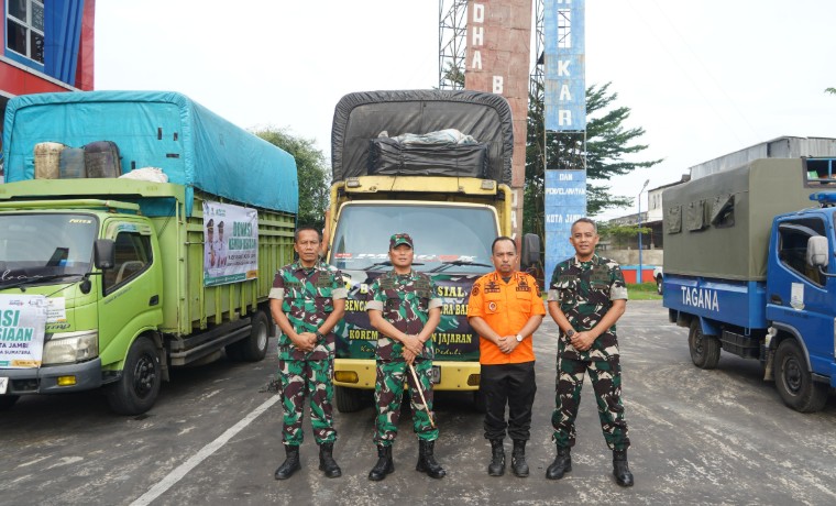 Danrem 042/Gapu Berangkatkan Bantuan Untuk Korban Bencana Sumbar Danrem 042/Gapu Berangkatkan Bantuan Untuk Korban Bencana Sumbar
