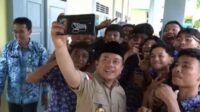 Al Haris Ways: Dumisake di Bungo, Ketika Negara Hadir Lewat Seragam dan Harapan Anak-anak Sekolah