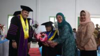 Prosesi wisuda Selantang tersebut digelar di Gedung Serbaguna Desa Pinang Merah dan dihadiri langsung oleh Bupati Merangin M. Syukur, didampingi Ibu Lavita Syukur serta Ibu Sri Rizky, bersama jajaran terkait. Prosesi wisuda Selantang tersebut digelar di Gedung Serbaguna Desa Pinang Merah dan dihadiri langsung oleh Bupati Merangin M. Syukur, didampingi Ibu Lavita Syukur serta Ibu Sri Rizky, bersama jajaran terkait.