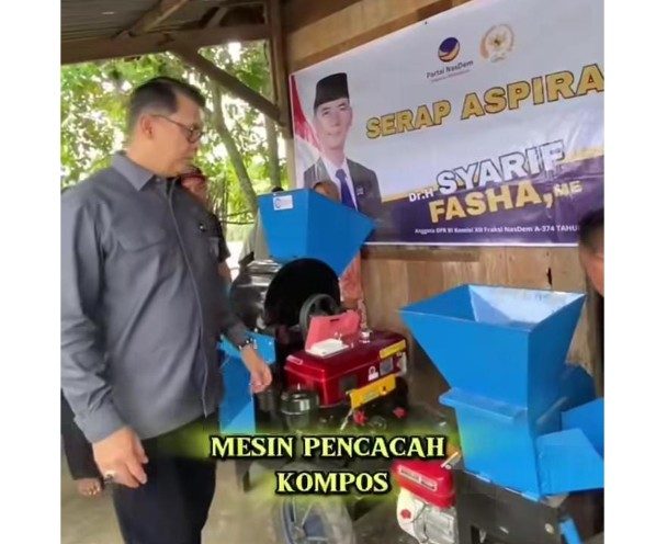 Sy Fasha Serahkan Mesin Pencacah Kompos untuk Kelompok Tani Jajaran Makmur di Jambi