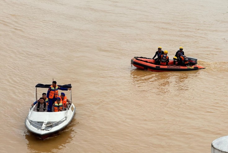 Diduga Lompat dari Jembatan Aurduri I, Seorang Warga Hilang di Sungai Batanghari