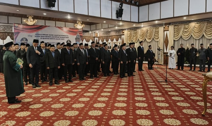 Sekda Lantik Puluhan Pejabat Eselon II, III dan IV Pemprov Jambi