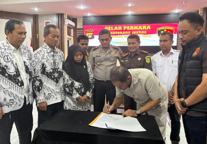 Kasus Guru Honorer di Muaro Jambi Berakhir Damai, Polisi Hentikan Penyidikan