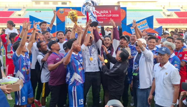 Pertarungan Panas Berujung Penalti, FC Koja Rebut Trofi Gubernur Cup Jambi 2026.