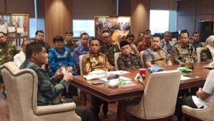 Pemerintah Kabupaten Merangin terus menunjukkan komitmennya dalam mempercepat pembangunan infrastruktur kerakyatan, khususnya sektor perumahan dan permukiman.