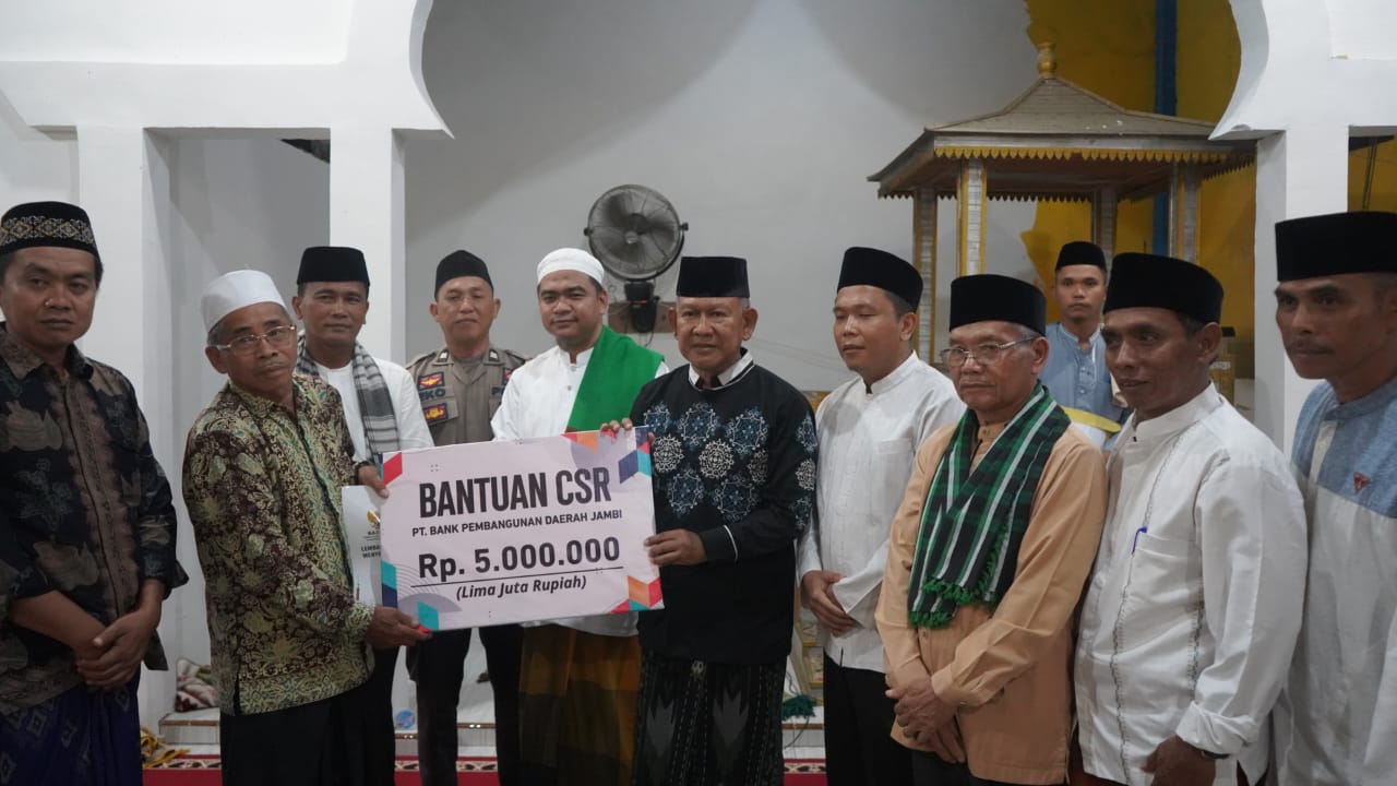 Wakil Bupati Merangin, A. Khafidh, secara resmi memulai rangkaian kegiatan Safari Ramadan 1447 H di Desa Tanjung Beringin, Kecamatan Tabir Barat. Kegiatan perdana ini dipusatkan di Masjid Darul Hikmah, Selasa (24/02/2026)