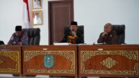 Wakil Bupati Merangin, A. Khafidh, menunjukkan kekecewaannya saat memimpin Rapat Evaluasi Kegiatan Pembangunan Tahun 2025 dan Percepatan Tahun 2026. 