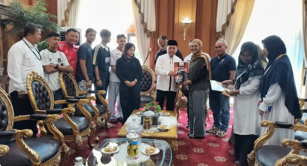 Al Haris Ways: Tunaikan Janji, Saya Umrohkan Orang Tua Atlet Emas PON Aceh–Sumut