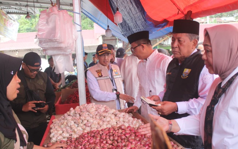 Wagub Sani Pastikan Stok dan Harga Pangan Jambi Aman Jelang Puasa dan Lebaran Wagub Sani Pastikan Stok dan Harga Pangan Jambi Aman Jelang Puasa dan Lebaran