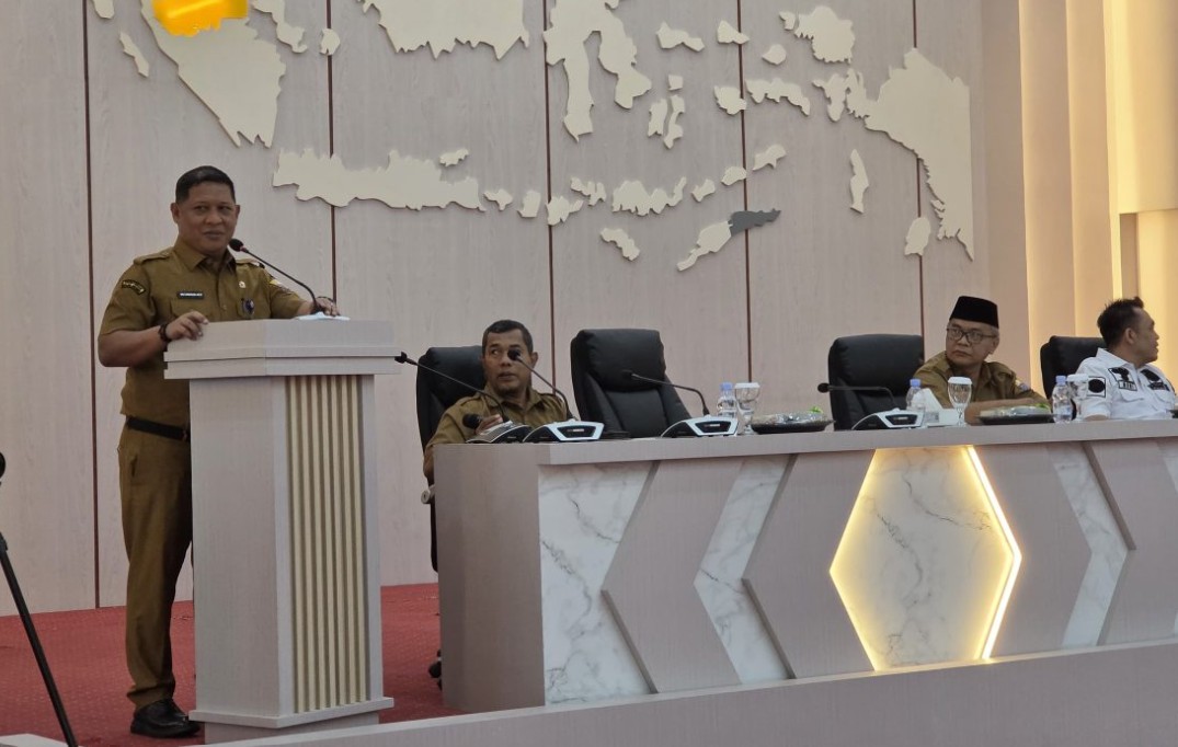 Kadisdik Jambi dan Kasatgaswil Densus 88 Bersatu Perangi Paham Intoleransi di Sekolah Kadisdik Jambi dan Kasatgaswil Densus 88 Bersatu Perangi Paham Intoleransi di Sekolah