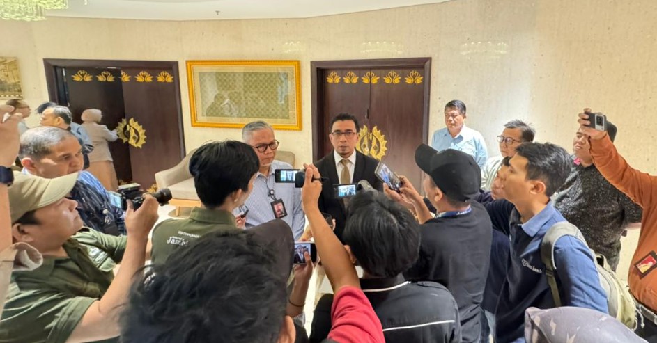 Sebut Ada Anomali Transaksi, OJK : Masyarakat Tidak Perlu Cemas, Kondisi Keuangan Bank Jambi Baik Sebut Ada Anomali Transaksi, OJK : Masyarakat Tidak Perlu Cemas, Kondisi Keuangan Bank Jambi Baik