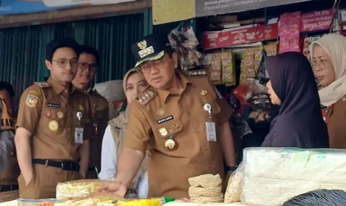 jelang idul fitri, wali kota dan wawako jambi sidak pasar talang banjar