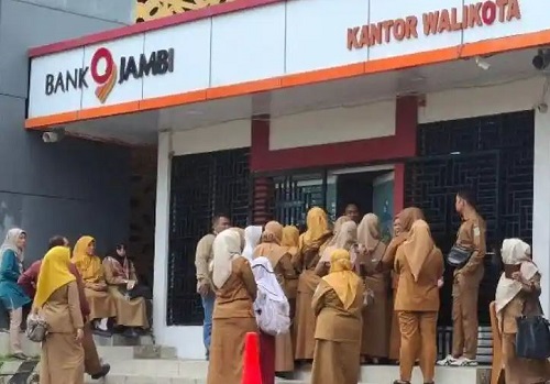 pelayanan bank jambi
