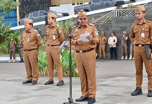 pimpin apel pasca lebaran, wali kota maulana instruksikan percepatan anggaran triwulan ii pimpin apel pasca lebaran, wali kota maulana instruksikan percepatan anggaran triwulan ii