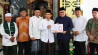 Wako Alfin - Wawako Azhar Hamzah Salat Jumat Bersama Masyarakat Simpang 3 Rawang