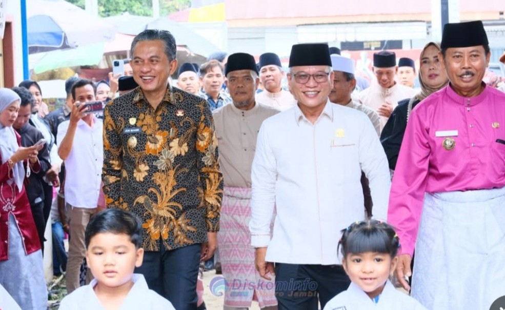 Tujuh Dekade Desa Tangkit: Ketua DPRD Muaro Jambi Ajak Warga Jadikan HUT Momentum Evaluasi Pembangunan