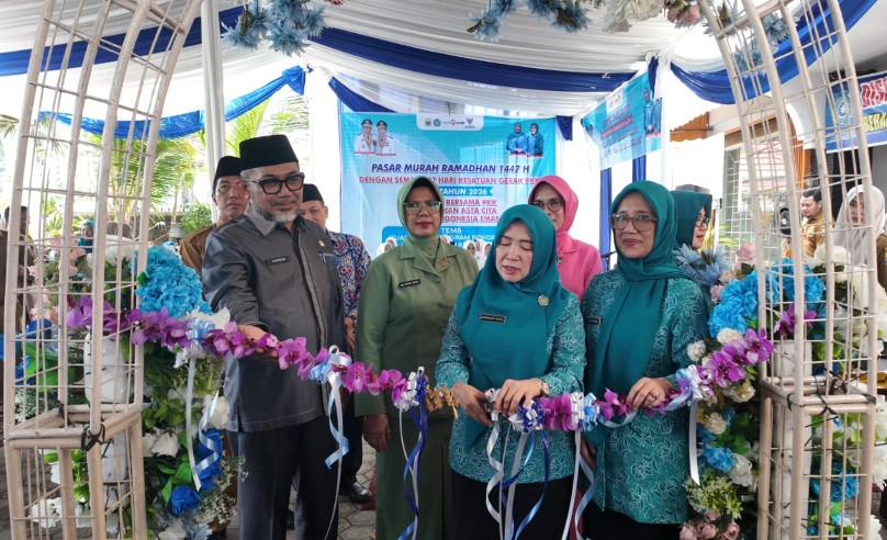 Hj. Hesti Haris: Ramadhan Momentum Berbagi dan Perkuat Empati Sosial Hj. Hesti Haris: Ramadhan Momentum Berbagi dan Perkuat Empati Sosial