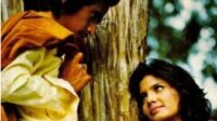 Kesan Nonton Film Indonesia Cinta Pertama (1973): Romansa Sunyi yang Melahirkan Bintang Besar