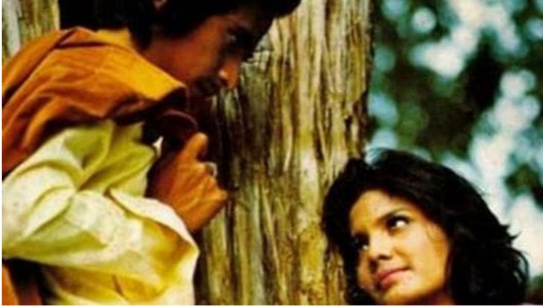 Kesan Nonton Film Indonesia Cinta Pertama (1973): Romansa Sunyi yang Melahirkan Bintang Besar