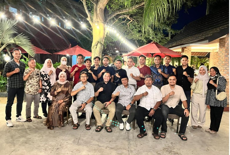 PBVSI Muaro Jambi Gelar Bukber Bersama Ketua Umum Terdahulu, Perkuat Soliditas Keluarga Besar Voli