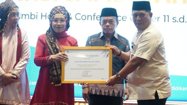 Dukung Program Prioritas GTK, Disdik Jambi Raih Penghargaan dari Balai Guru dan Tenaga Kependidikan