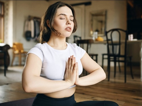 10 tips mengatasi insomnia tanpa obat, dijamin tidur lebih cepat dan berkualitas