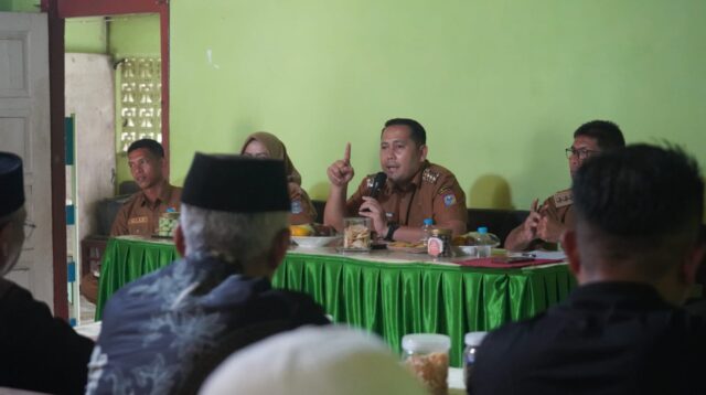 Pemerintah Kabupaten Merangin resmi mengambil langkah tegas dalam mengatasi persoalan sampah di Kota Bangko. Bupati Merangin, M. Syukur, memastikan akan segera membentuk Satuan Tugas (Satgas) Sampah sekaligus mengaktifkan kembali sanksi dalam Perda Nomor 02 Tahun 2014 tentang Pengelolaan Sampah.