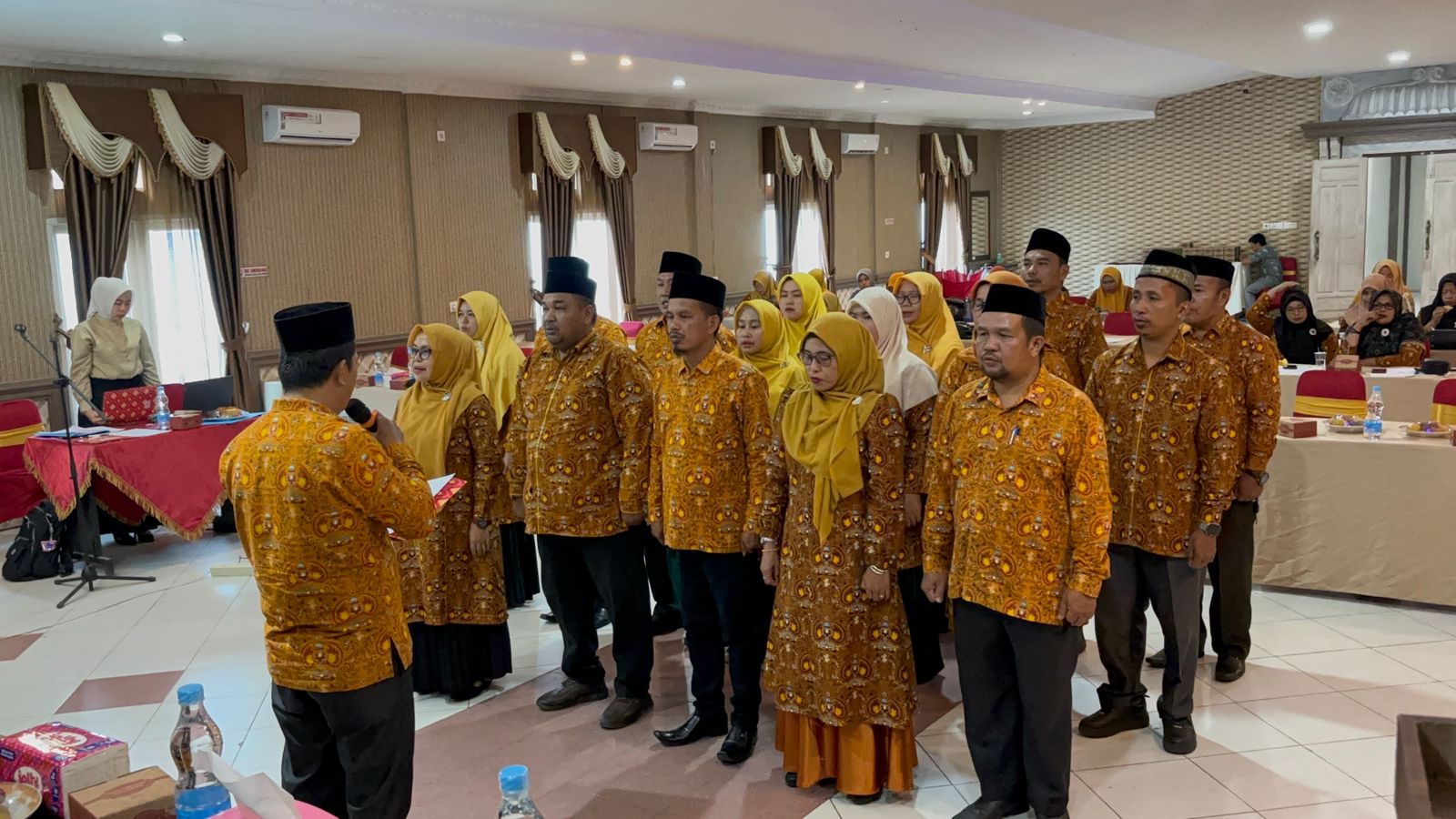 Moment pelantikan pengurus DPD AGPAII Kabupaten Merangin Masa Bakti 2025-2030.