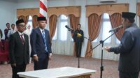 Bupati Merangin M Syukur Lantik Inspektur Daerah dan Kepala Dinas Dukcapil, di Auditorium Rumah Dinas Bupati. Kamis (23/4/2026).