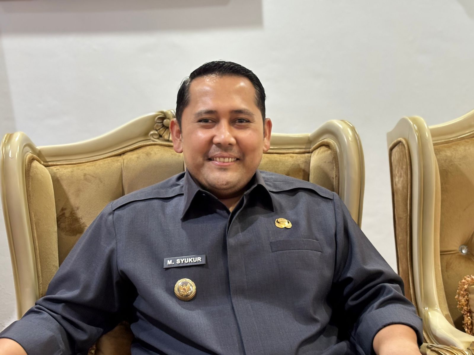 Bupati Merangin H M Syukur, saat dibincangi Jambiseru.com, foto: Edo