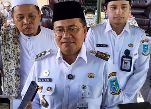 momen hangat wali kota jambi di penyengat rendah resmikan ponpes & bantu warga lansia