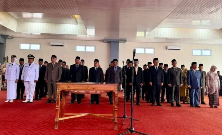 Bupati Monadi Lantik Pejabat Lingkup Pemkab Kerinci