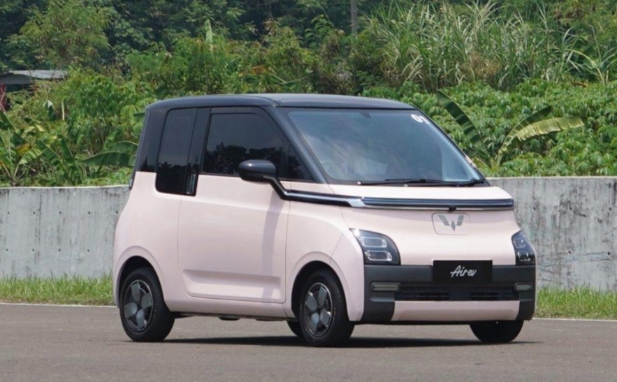 Panduan Lengkap Memilih Mobil Listrik untuk Pemula Anti Ribet Panduan Lengkap Memilih Mobil Listrik untuk Pemula Anti Ribet