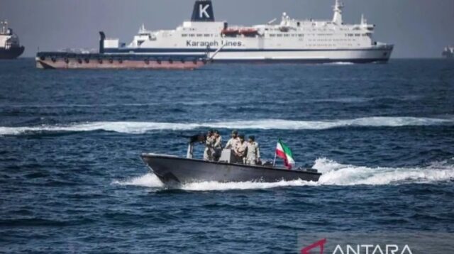IRGC: Selat Hormuz di Bawah Kendali Angkatan Bersenjata