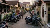 Motor Listrik dan Kebiasaan Parkir di Lingkungan Permukiman Padat Motor Listrik dan Kebiasaan Parkir di Lingkungan Permukiman Padat
