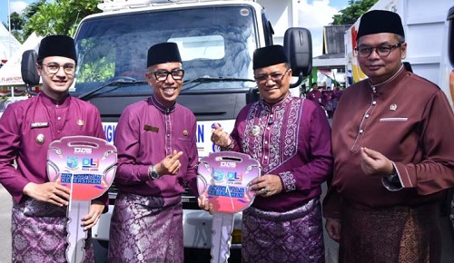 canggih! wali kota jambi maulana launching armada sampah digital yang bisa dimatikan jarak jauh canggih! wali kota jambi maulana launching armada sampah digital yang bisa dimatikan jarak jauh
