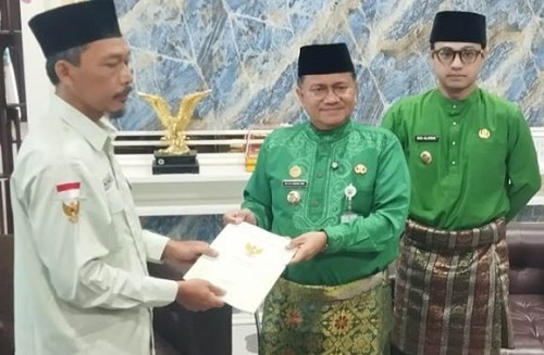 dukung program kampung bahagia, warga sukakarya hibahkan tanah ke pemkot jambi dukung program kampung bahagia, warga sukakarya hibahkan tanah ke pemkot jambi