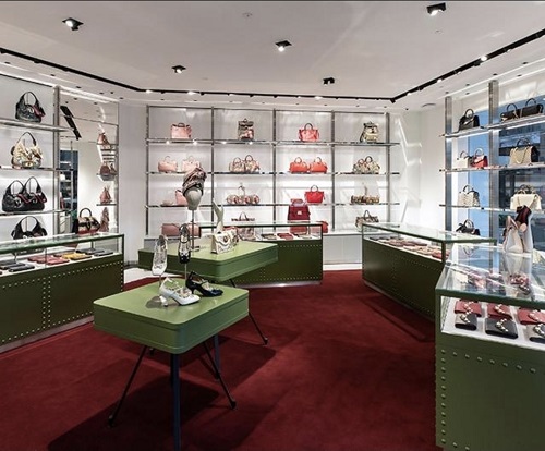 gucci brand fashion mewah legendaris yang menjadi simbol status sosial dan gaya hidup elite dunia gucci brand fashion mewah legendaris yang menjadi simbol status sosial dan gaya hidup elite dunia